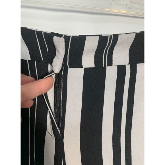 New York & Co Stretch Striped Wide Leg Trouser Pant - Picture 6 of 10